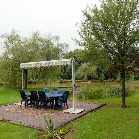 Des Peupliers Holiday home Girondelle